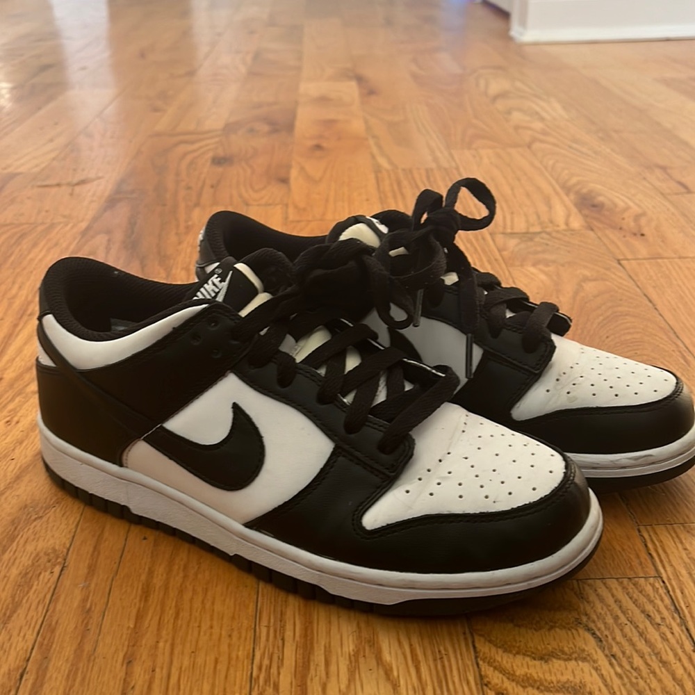 Nike Dunk Low b&w